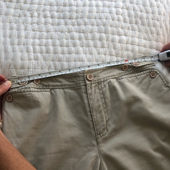 Liz Clairborn Crop Pants - Picture 5 of 6